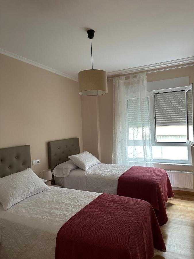 Apartamento Carlos III Ribadeo Eksteriør billede