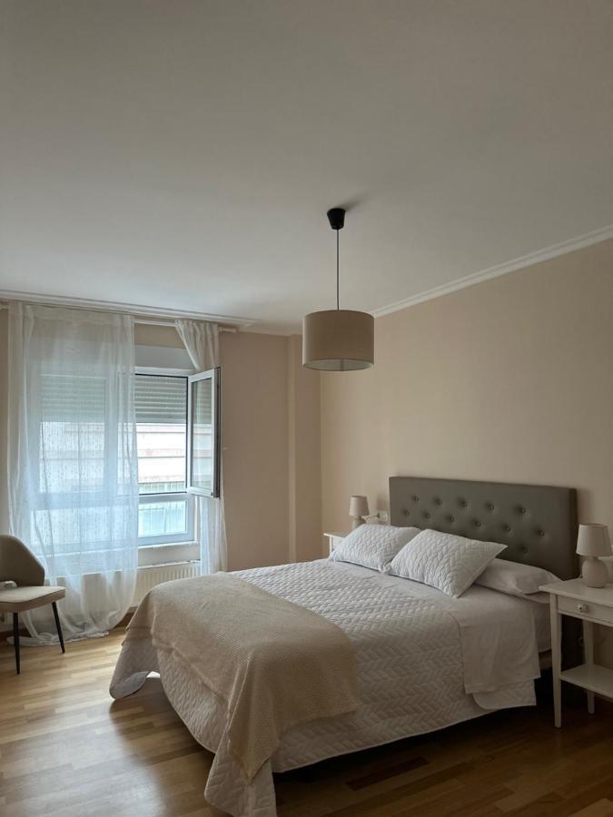Apartamento Carlos III Ribadeo Eksteriør billede